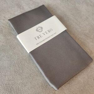Tre Vero pocket square grey silver 100% silk prefolded formal classic new $30